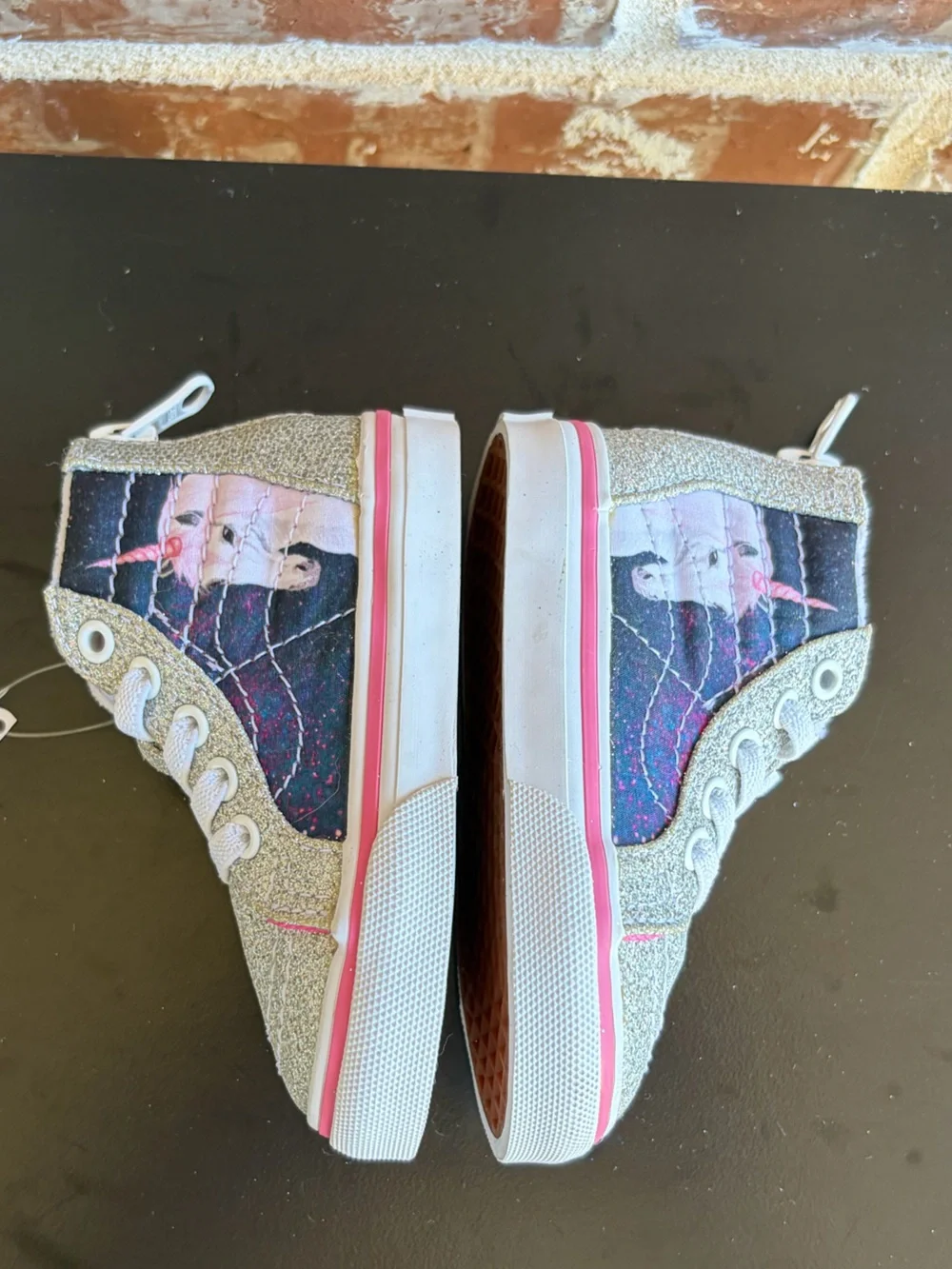 Vans Sk8-Hi Zip Digi Unicorn Sneaker Silver Glitter Size 4 NWOT